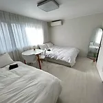 Hongdae 2 Bedrooms Unit