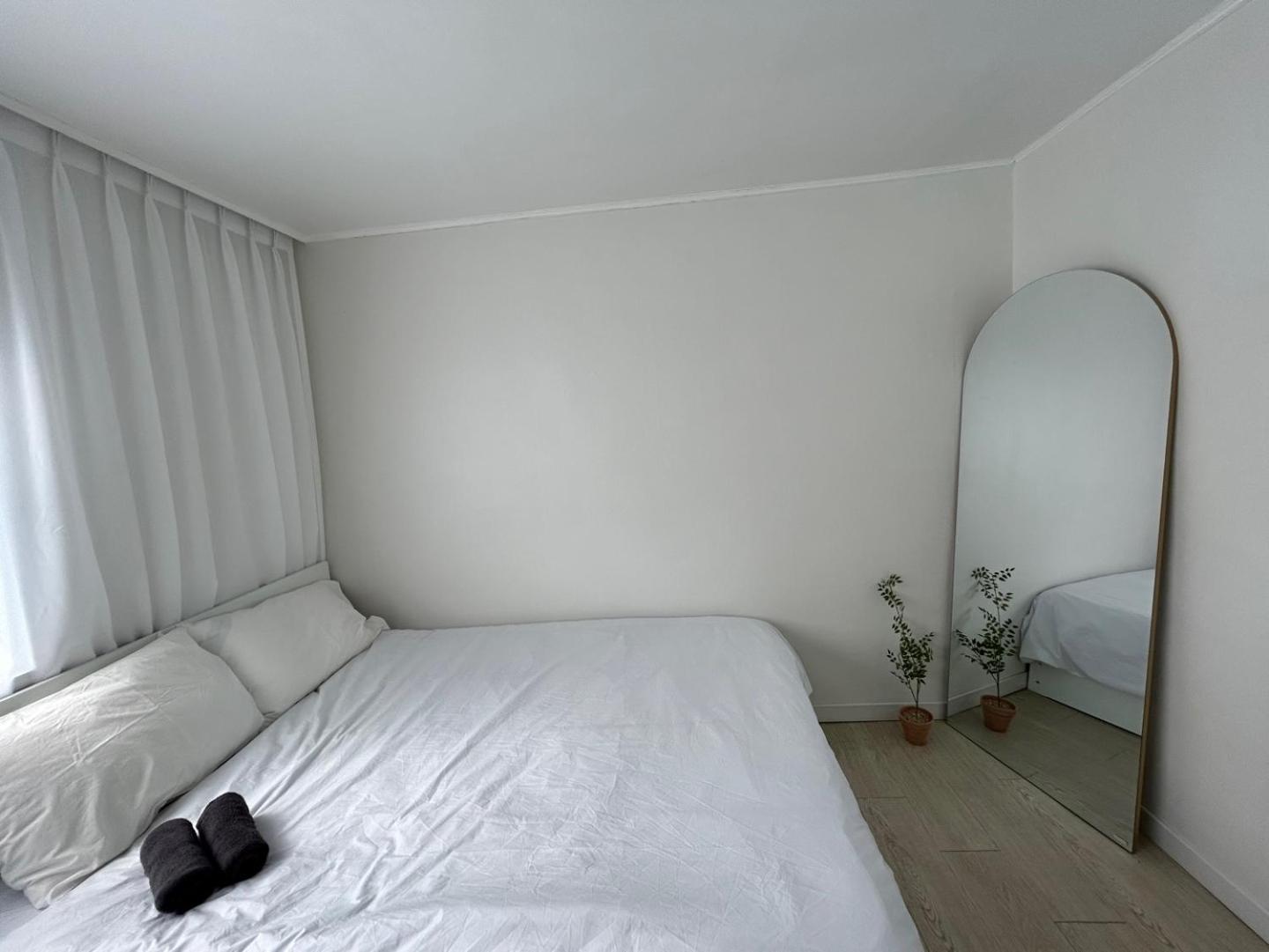 Hongdae 2 Bedrooms Unit Seoul