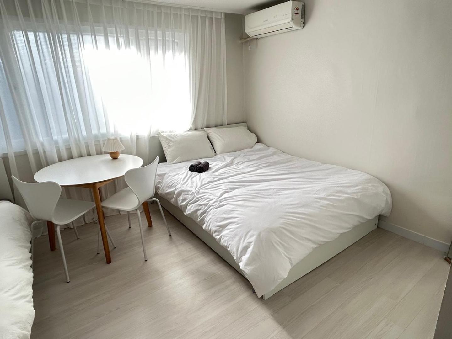 Guest house Hongdae 2 Bedrooms Unit Seoul