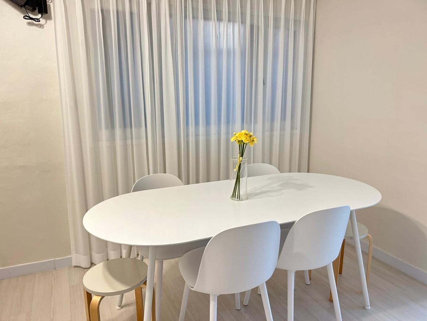Hongdae 2 Bedrooms Unit