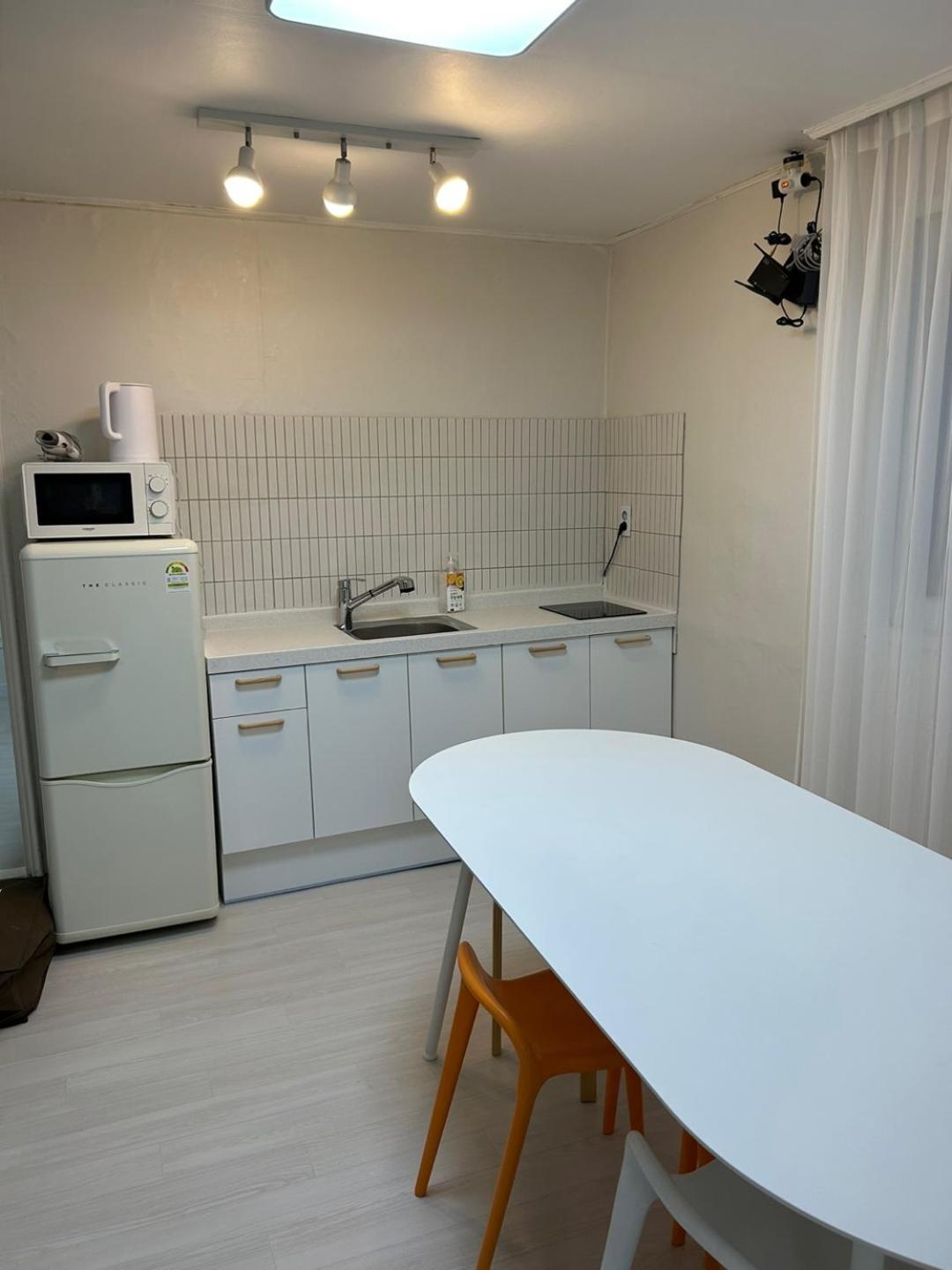 Hongdae 2 Bedrooms Unit Guest house